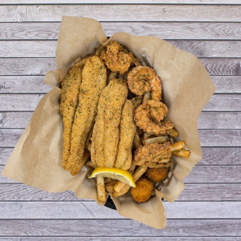 Jumbo Shrimp (8) & Catfish (2) Combo.